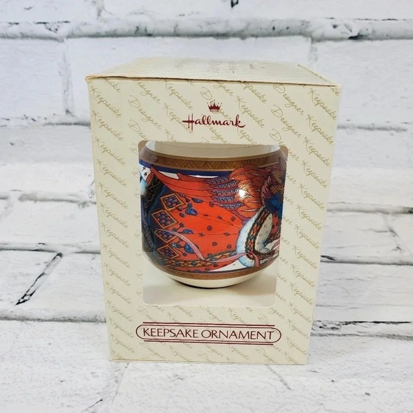 1980s Old World Angels Collectors Hallmark Keepsake Ornament HM2 - Picture 4 of 9